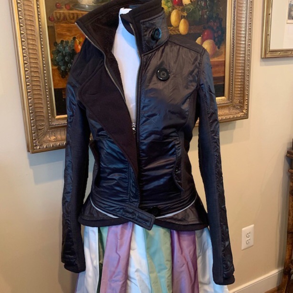 LULULEMON Athletica Bike(r) Jacket